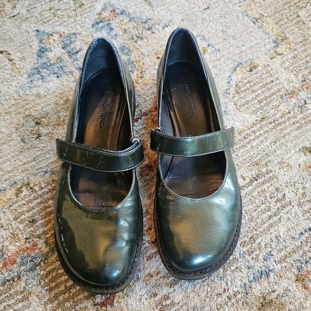 Ramon Tenza Green Patent Leather Velcro Mary Jane's. Size 8 - 8.5, Great Conditi